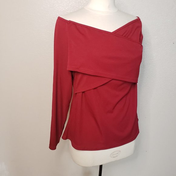 Women's Burgundy Criss Cross On Off Shoulder Top - Picture 3 of 8
